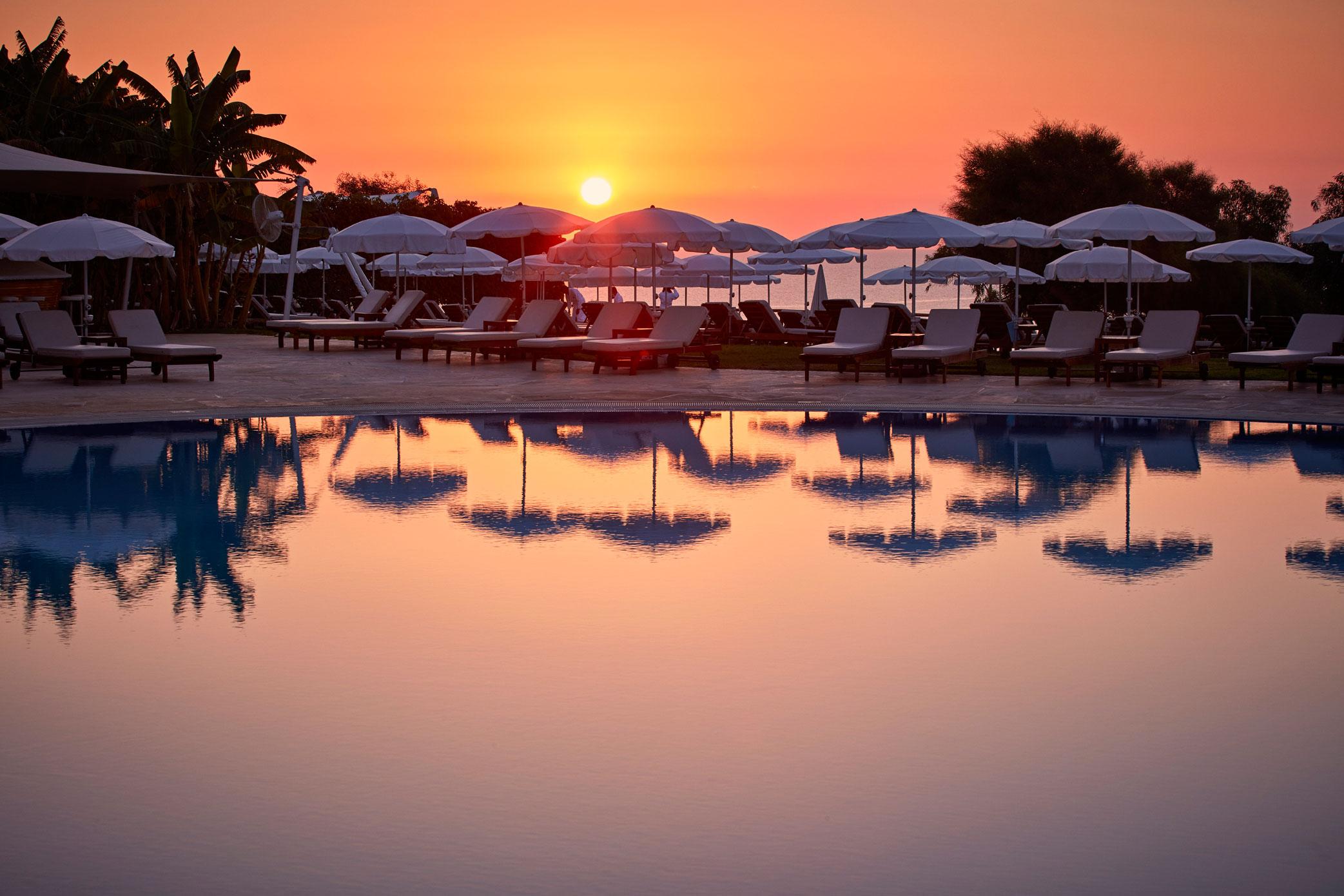 Grecian Park אתר נופש 5*
