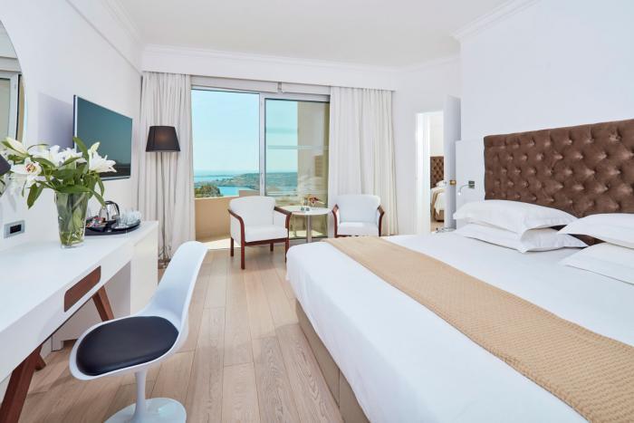 Курортний комплекс Grecian Park 5*